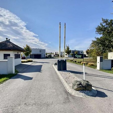 Luxus Appartement Am Golfplatz Und Therme Lutzmannsburg Zsira Екстер'єр фото