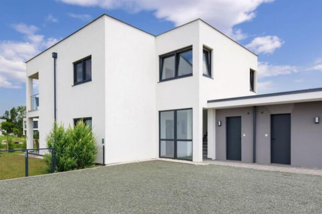 Luxus Appartement Am Golfplatz Und Therme Lutzmannsburg Zsira Екстер'єр фото